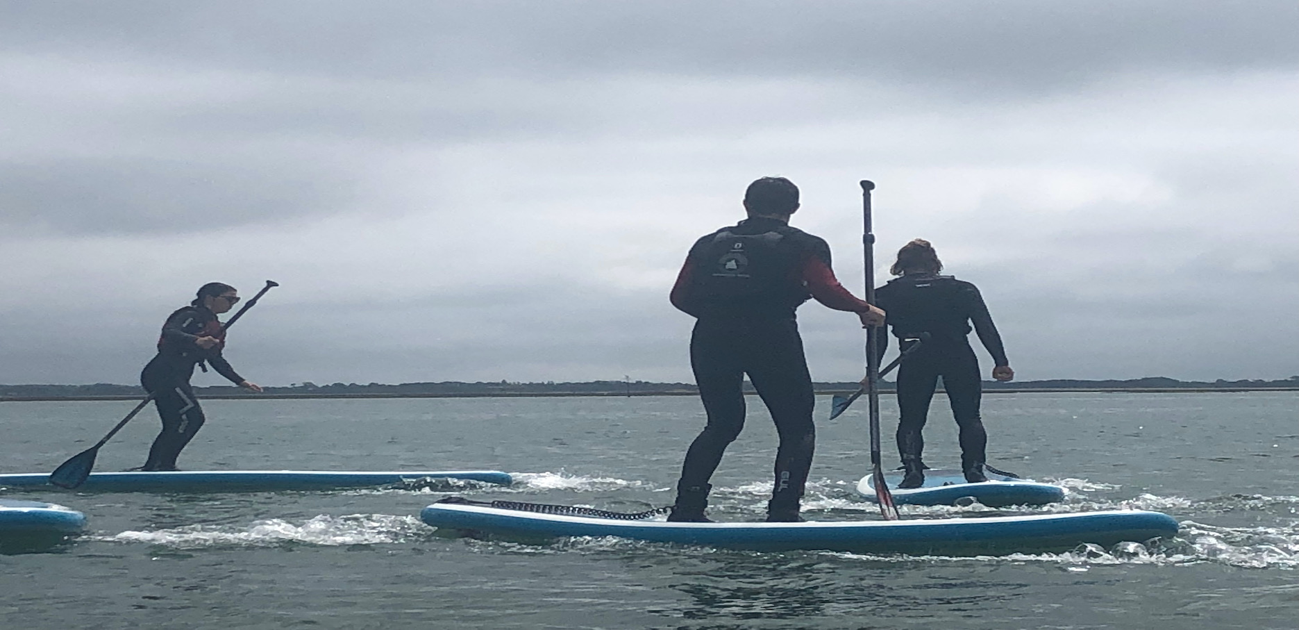 STAND UP PADDLEBOARD INSTRUCTOR